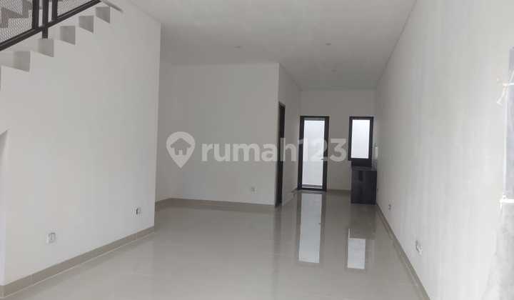 Sell 2 Units of Houses in Villa Melati Mas, South Tangerang 2