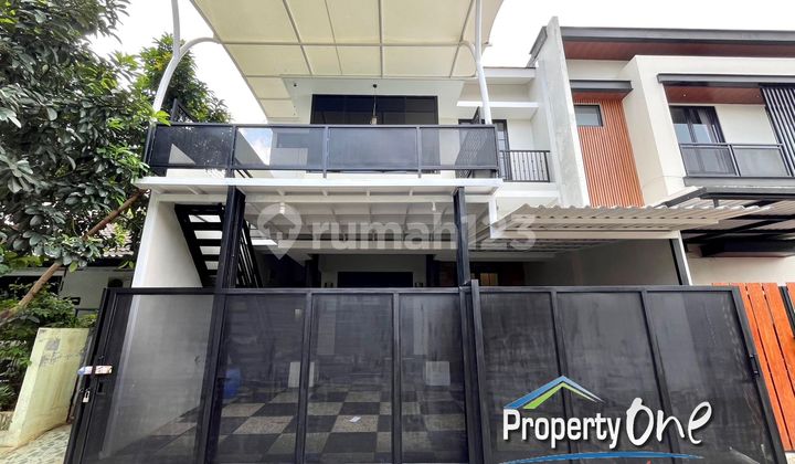 Rumah Baru Renovasi Total Sudah Free Kitchen Set & AC 3 Unit di Griya Loka Bsd City