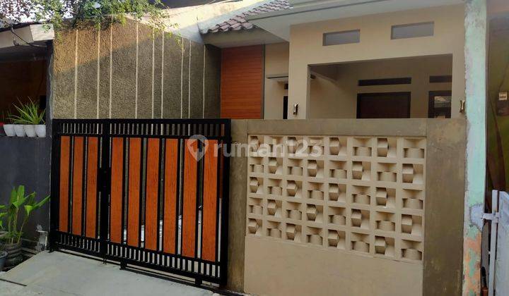 Rumah 1 Lantai SHM, Minimalis Modern Ada di Perum Villa Pamulang, 1