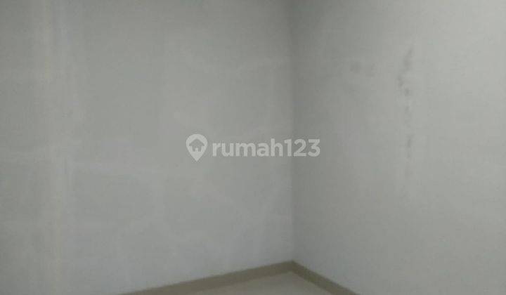 Rumah 1 Lantai SHM, Minimalis Modern Ada di Perum Villa Pamulang, 5