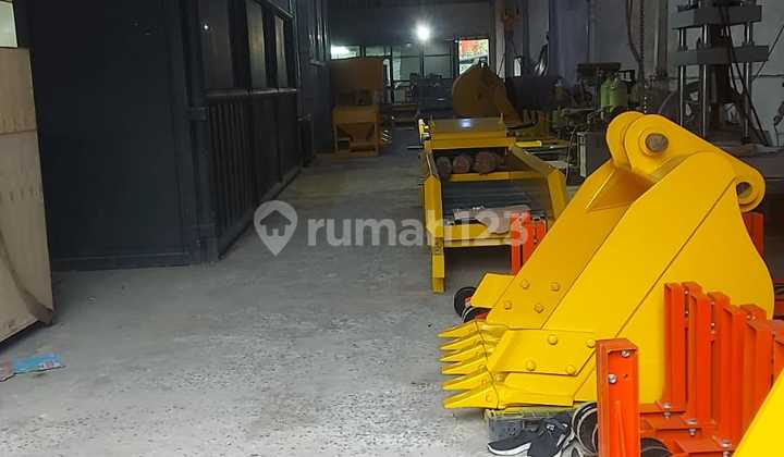 Dijual Gudang Terusan Buah Batu Bokong Soang