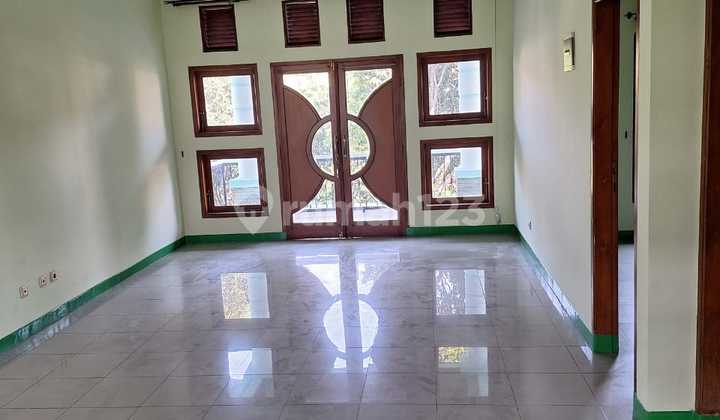 Disewakan Rumah 2 Lantai Bagus Di Batununggal Disewakan Rumah 2 Lantai Bagus Di Batununggal