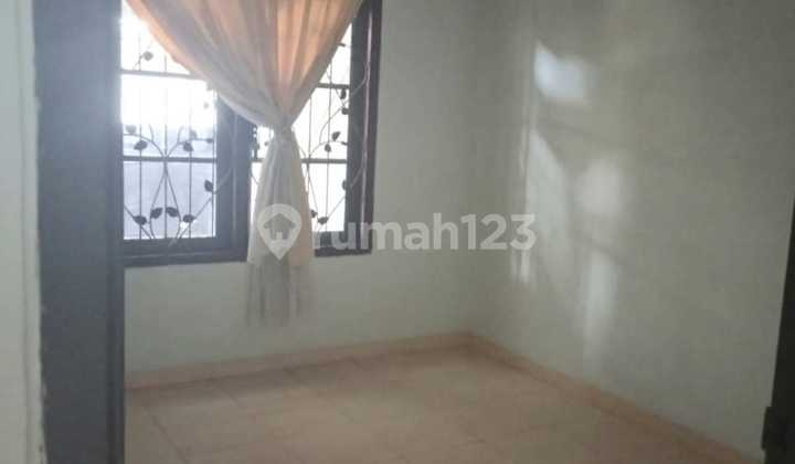 Rumah Kontrakan Bagus Di Taman Kopo Indah Iii 2