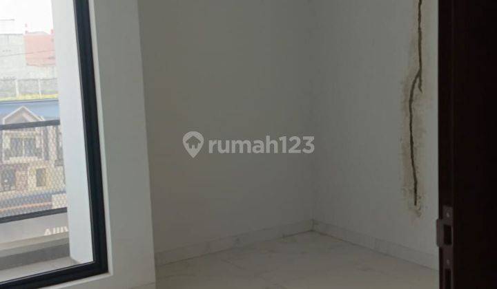 Rumah 2 Lantai Batununggal 2