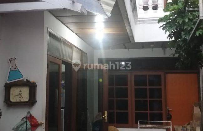 Rumah Strategis Di Pusat Kota Hanya 700m Dari Simpang 5  2