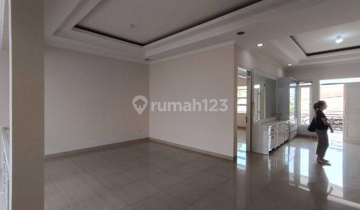 Rumah 2 Lantai Bagus 1