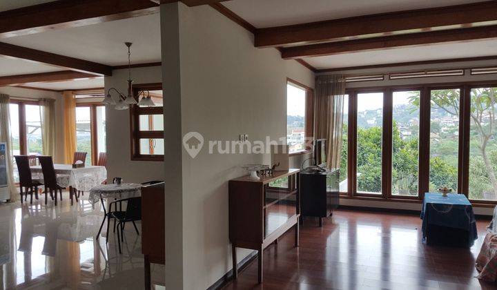 Rumah Sayap Dago Dengan Pemandangan View Yang Indah 1