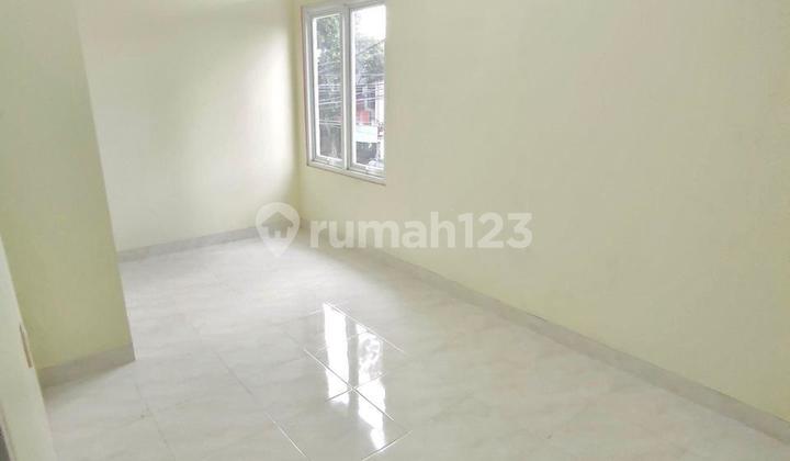 Ruko 3 Lantai Strategis 68.5 m² di Cijerah 2