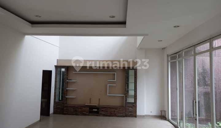 Disewakan Rumah 2 Lantai di Mekar Wangi Lingkungan Nyaman 2