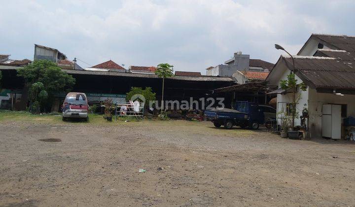 Gudang 5,300 m² + 3 Ruko Moch Toha Kondisi Bagus 2