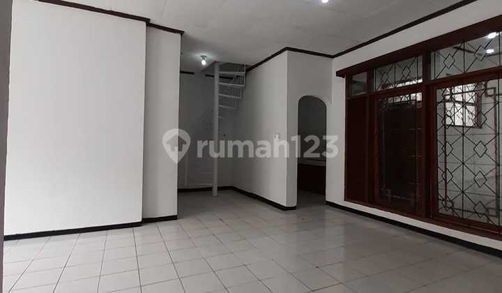 Rumah Bagus Siap Dihuni Di Pasirluyu, Regol 1