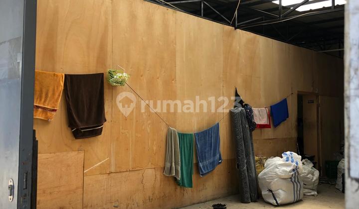 Warehouse in Cibaduyut 200.0 M² Unfurnished