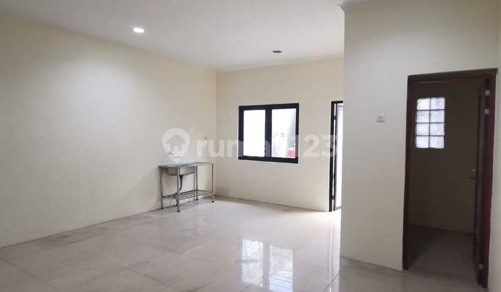 Shop House, 2 1/4 Floors, Freehold Title, in Mekar Wangi, Main Road 1