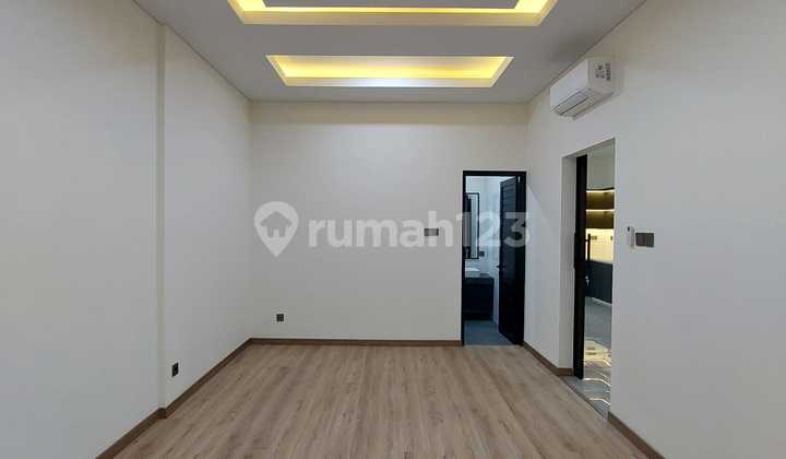 Rumah Kondisi Bagus Shm Di Margahayu Permai