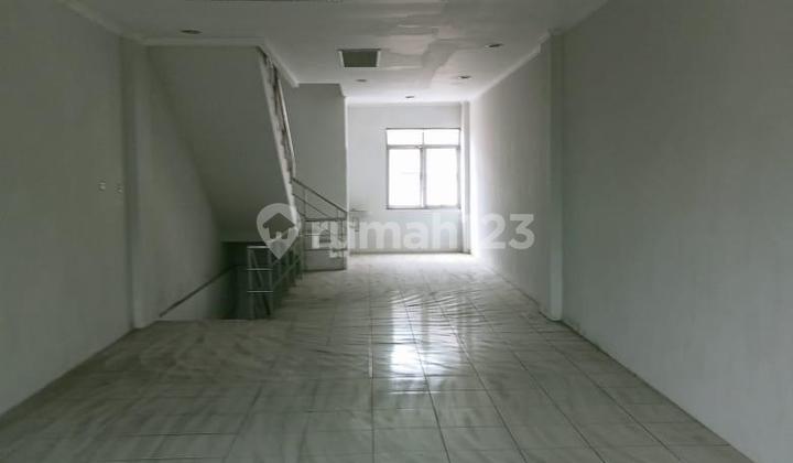 Shop House in Pasirkaliki, Cicendo 75.0 M² Unfurnished 2
