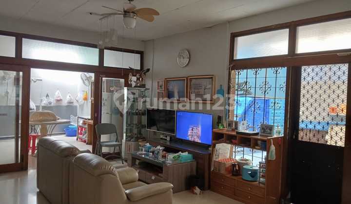 Jual Cepat Rumah Bagus di Kompleks Perumahan Elang, Andir SHM