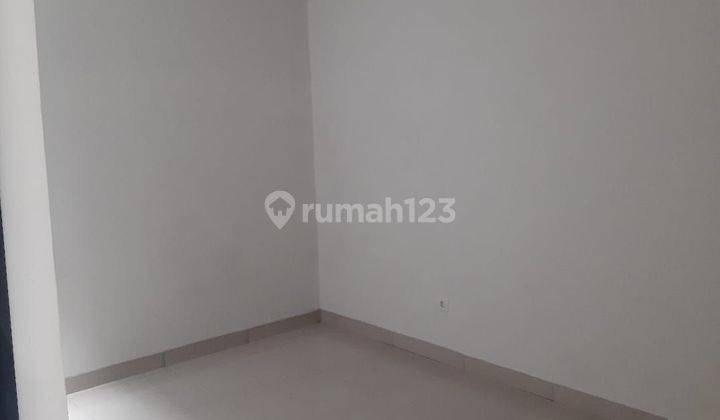 Rumah Kontrakan 1,5 Lantai Sayap Gatot Subroto 2