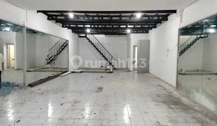 Business Space in Soekarno Hatta 160.0 M² Unfurnished