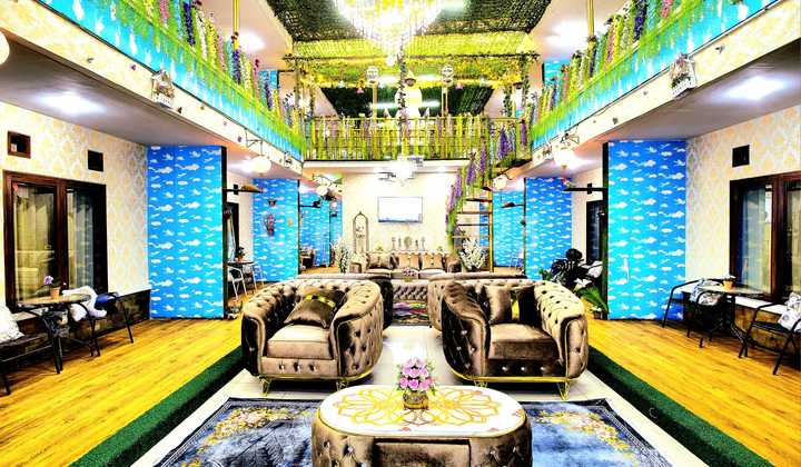 Fully Furnished, Hotel Sky Garden, 2 Floors, in Buah Batu. 2