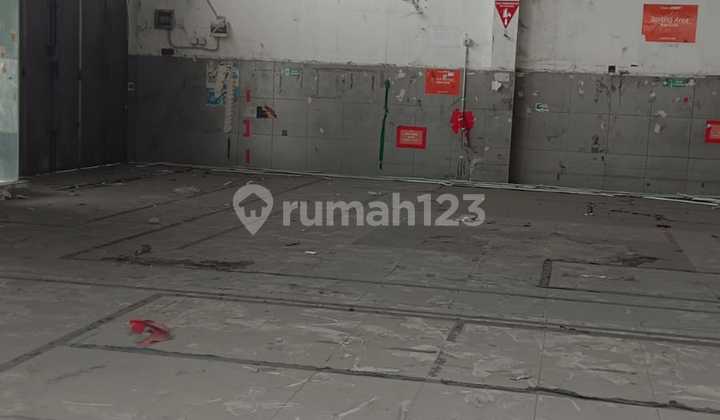 For Rent, 1-Floor Commercial Space, in Bkr Wing For Rent, 1-Floor Commercial Space, in Bkr Wing