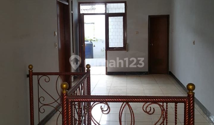 Jual/Sewa Ruko 141 m Letak Di Mainroad Sudirman Jual/Sewa Ruko 141 m Letak Di Mainroad Sudirman