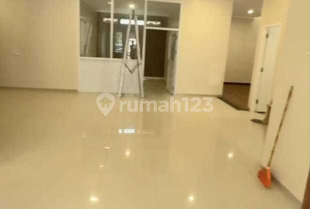 Rumah Bagus Di Singgasana Pradana Full Renovasi Rumah Bagus Di Singgasana Pradana Full Renovasi