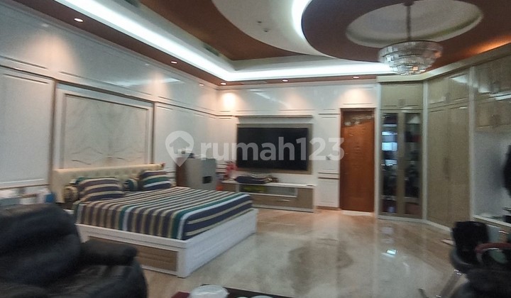Rumah Bagus Super Luxury di Daerah Antapani 2