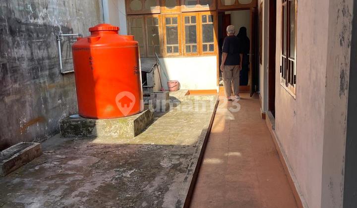 Ruko Pasirkaliki in Cicendo, 170.0 m², unfurnished. 2