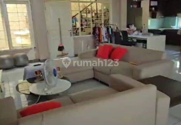 Rumah 2 Lantai Kondisi Bagus Sayap Astanaanyar 2