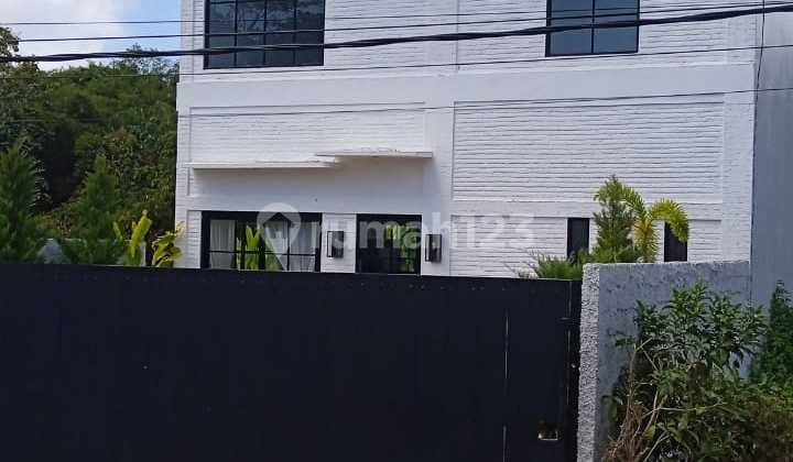 Dijual Rumah Semi Villa Kawasan Pandawa Beach Kutuh Badung Bali 