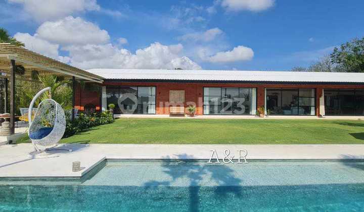 Villa Fully Furnished 1500m² Kawasan Hotel Mulia Nusa Dua 