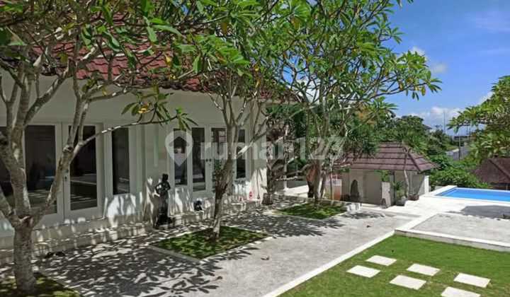 Land Area 1300M² 4 Bedroom Villa in Kawaan, GWK, Ungasan