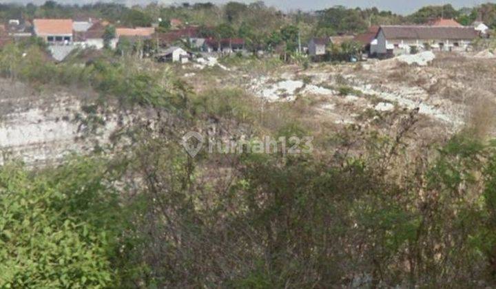 Open plot of land in the Melasti beach Ungasan Badung Bali area  1