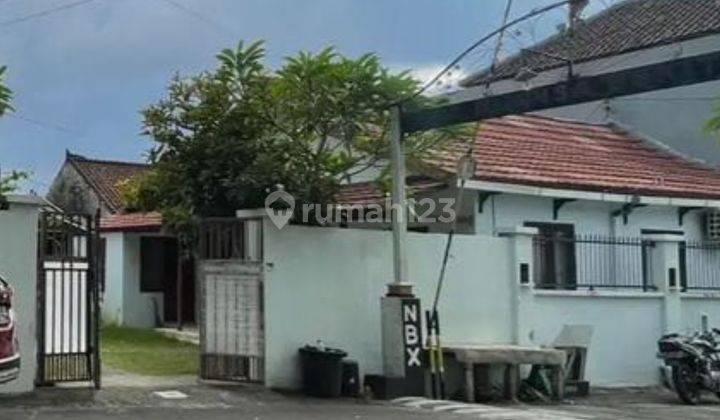 Dijual Rumah Luas Tanah 240m² Ditaman Griya Jimbaran  1