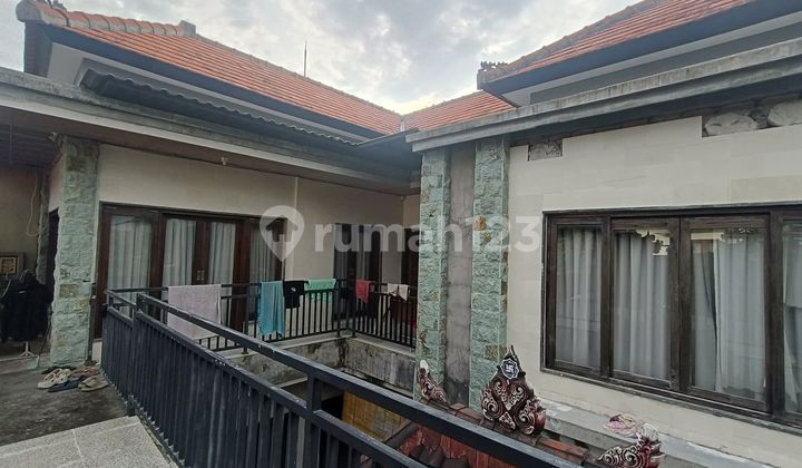 Dijual Kos Kos 7 Kamar + Rumah 3 Kamar Luas Tanah 313m² Dekat Mcdonal Jimbaran Dijual Kos Kos 7 Kamar + Rumah 3 Kamar Luas Tanah 313m² Dekat Mcdonal Jimbaran