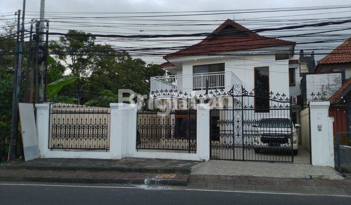 RUMAH 2 LANTAI FULL FURNISHED DENGAN VIEW SAWAH ABADI AREA SEMINYAK 1