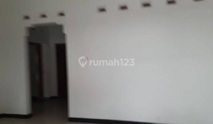 RUMAH HOOK DI PINGGIR JALAN, LOKASI TENGAH KOTA SOLO 2