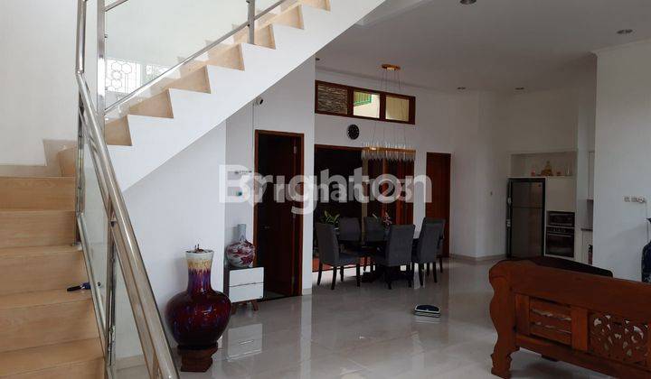 RUMAH MEWAH ISTIMEWA 2 LANTAI FULL FURNISH DI FAJAR INDAH 2