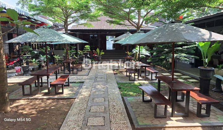 RESTO AKTIF + RUMAH INDUK + MESS KARYAWAN DI DAERAH GATAK  - SUKOHARJO 1