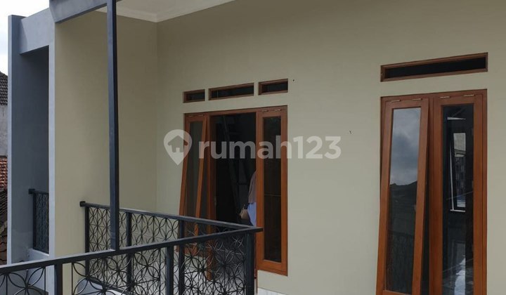 Rumah Mewah 2lt Gress Tengah Kota 5