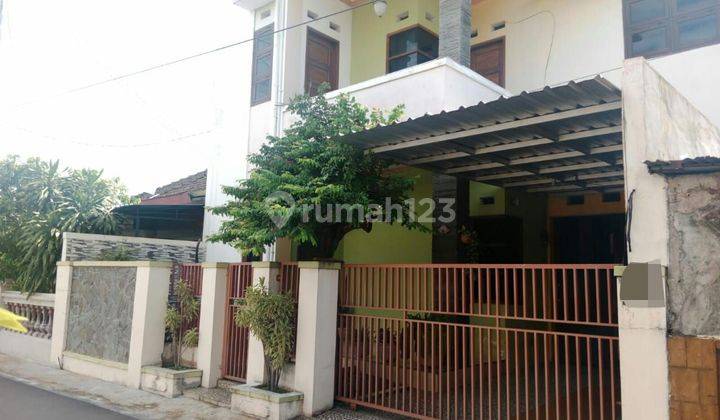 Rumah Bagus Strategis Solo 1