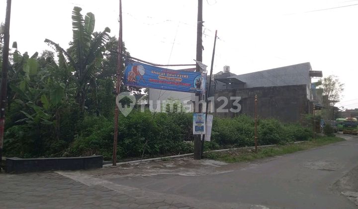 Tanah Dekat Luwes Gentan