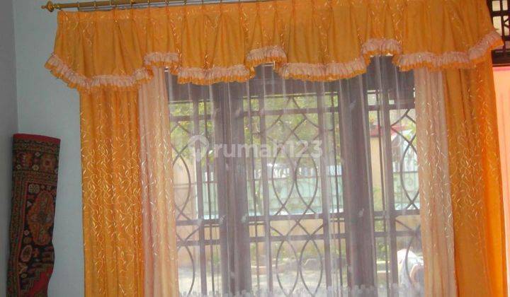 Rum Rumah di Pajang laweyan 2 Lantai Bagus jalan aspal simpangan 3