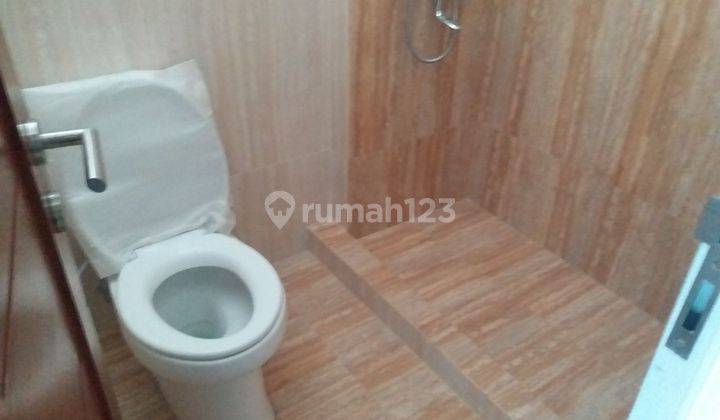 Rumah mewah di Klodran 2 Lantai baru SHM cluster  2