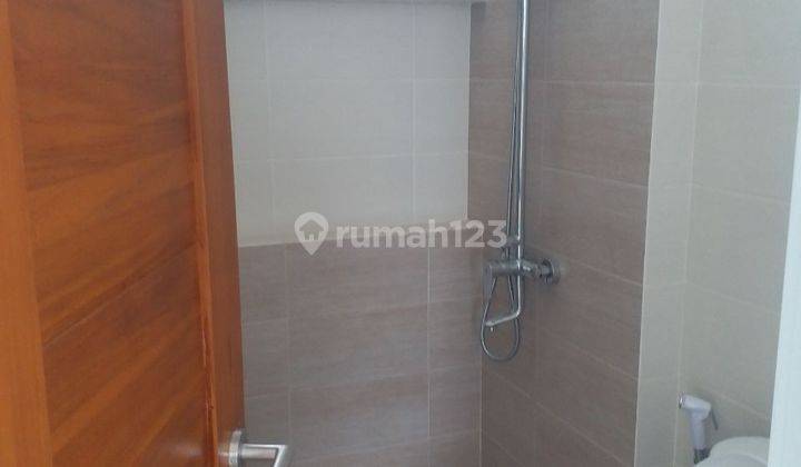 Rumah mewah di Klodran 2 Lantai baru SHM cluster  5