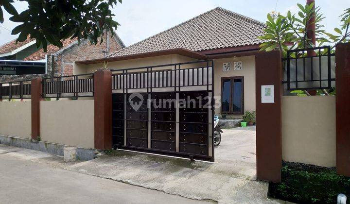 Rumah luas di Gentan second Bagus siap huni SHM 1