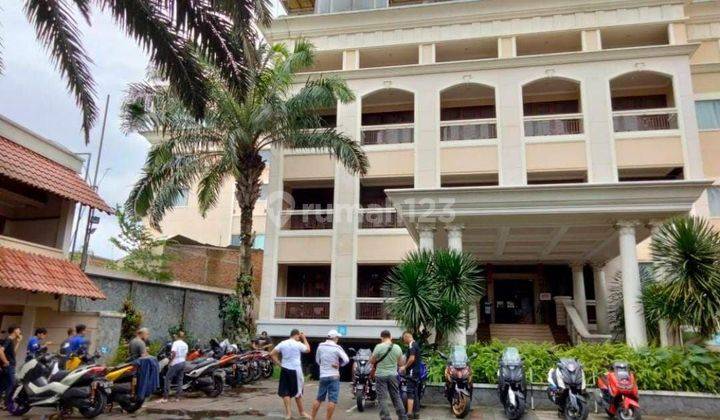 Hotel bintang bagus tengah kota salatiga 3643m SHM 12