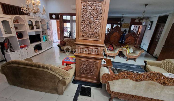 Rumah mewah luas Purwosari dijual cepat BU laweyan solo 2 Lantai SHM 11