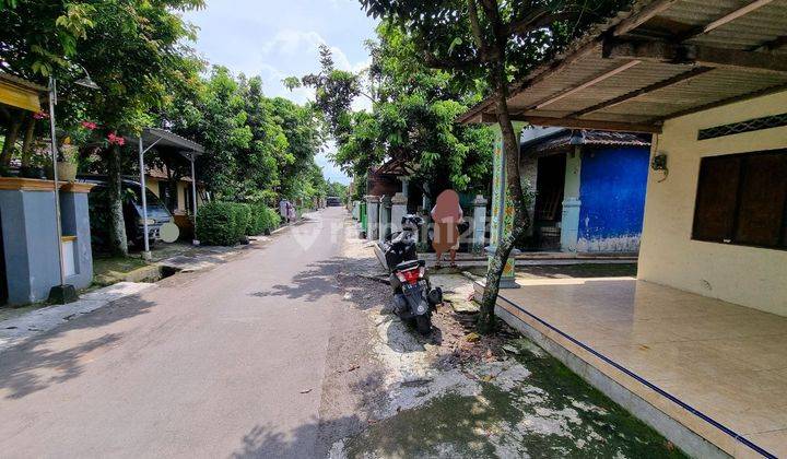 Rumah gawanan Colomadu SHM hadap Selatan 2