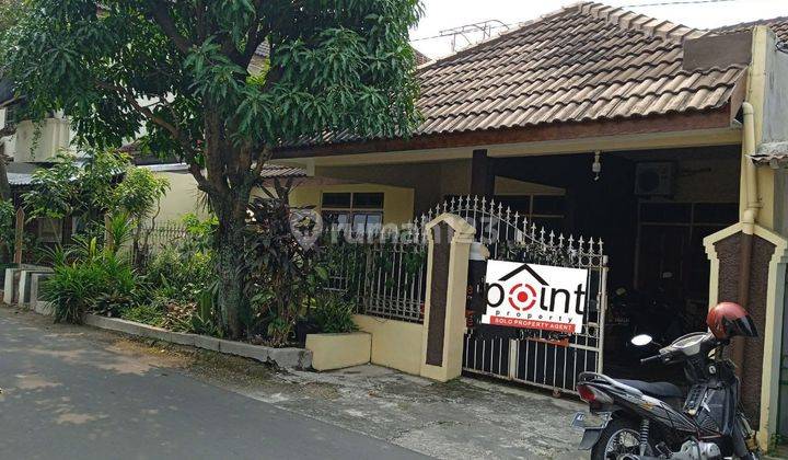 Rumah dijual di fajar indah Baturan colomadu solo SHM 1